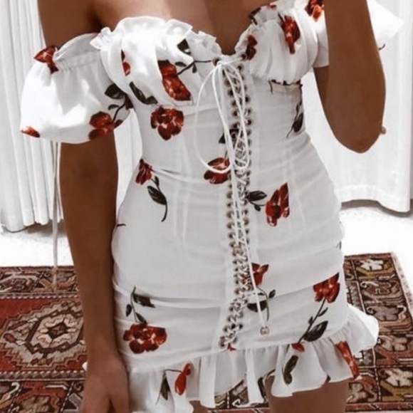 Rose floral mini dress - Picture 2 of 5